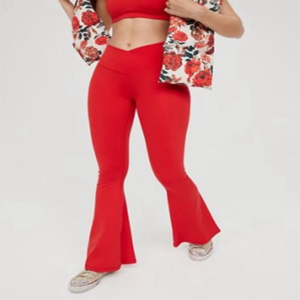 Offline by Aerie High Waisted Red Flair Leggings Size Medium